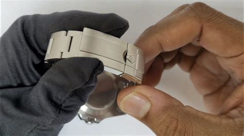 rolex saftey clasp|how to adjust rolex clasp.